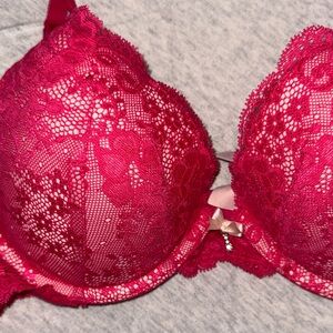 Victoria's Secret Lace Push-Up Bra